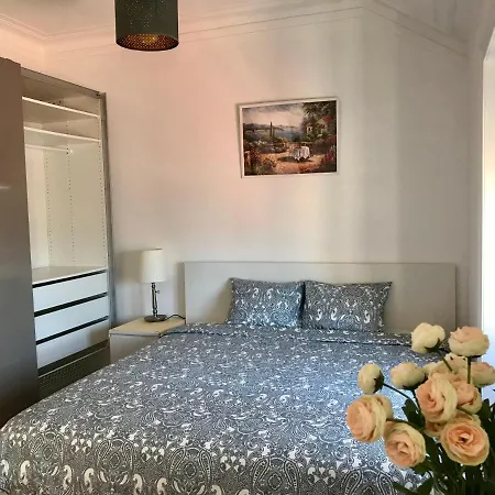 Luciano Resident Lisboa